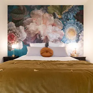 https://sur-la-place-centre-village-cosy-calme-2ch.midi-pyreneeshotels.com
